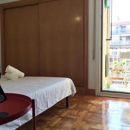 Apartment Felipeiv,centrico,terraza,wifi,parking 20 Euros Night San Sebastián